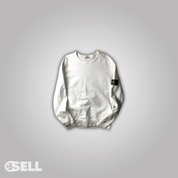 스톤아일랜드 화이트 맨투맨