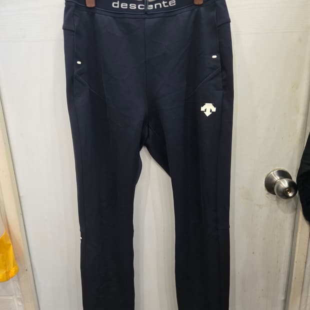 85사이즈,크게나옴 )) DESCENTE 데상트 바지! 전체 허리 고무줄