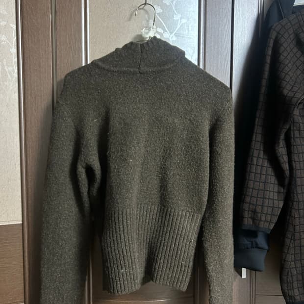 파르티멘토 컷 아웃 워머 니트 후디 탑 브라운