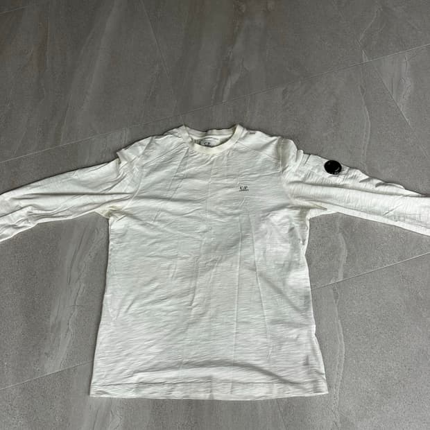 cp컴퍼니 포켓렌즈 롱슬리브