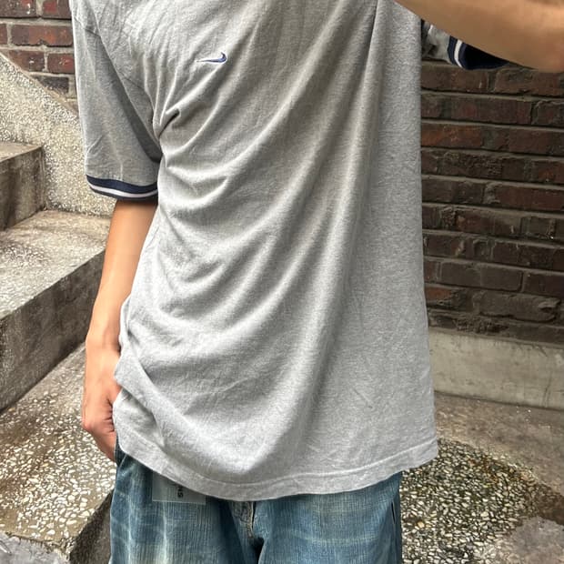 00s vtg 나이키 올드스쿨 그레이 반팔티