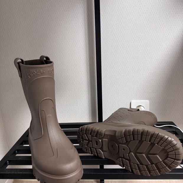 디올 가든 레인부츠 딥 카키 러버 42