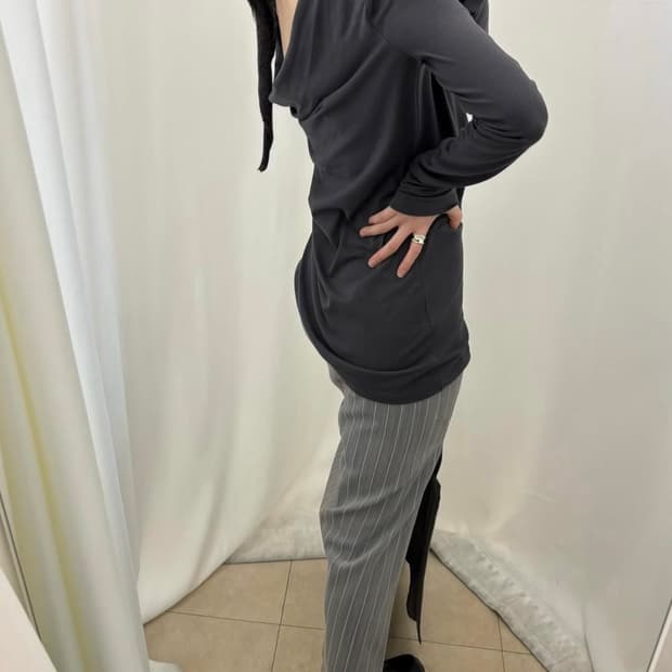 브리즈아카이브 차콜 드레이프 롱슬리브