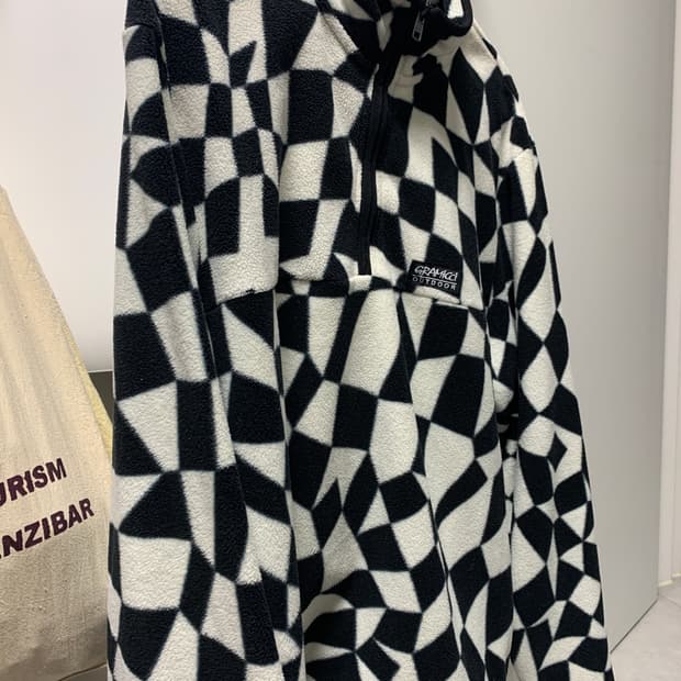 그라미치 아노락 후리스 