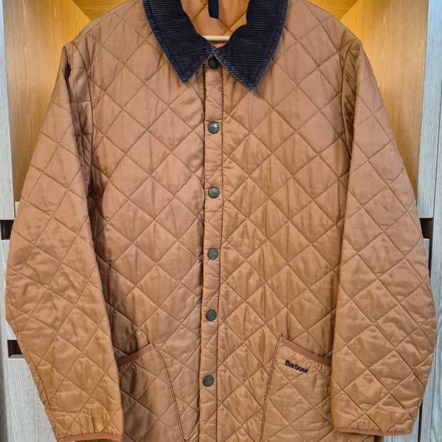Barbour
Quilted Jacket
LIDDESDALE (L)
