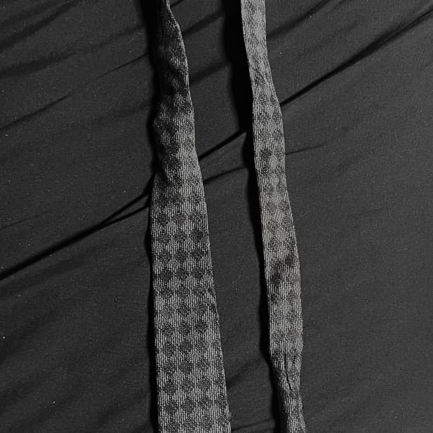 꼼데가르송 넥타이