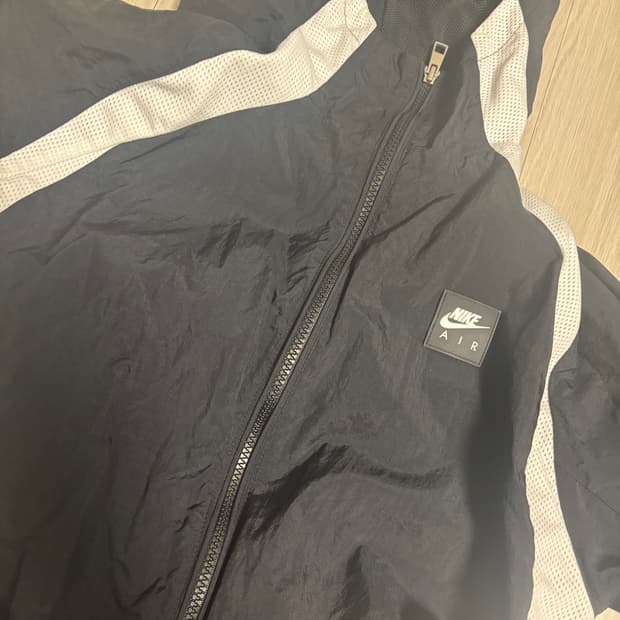 나이키 에어 바람막이