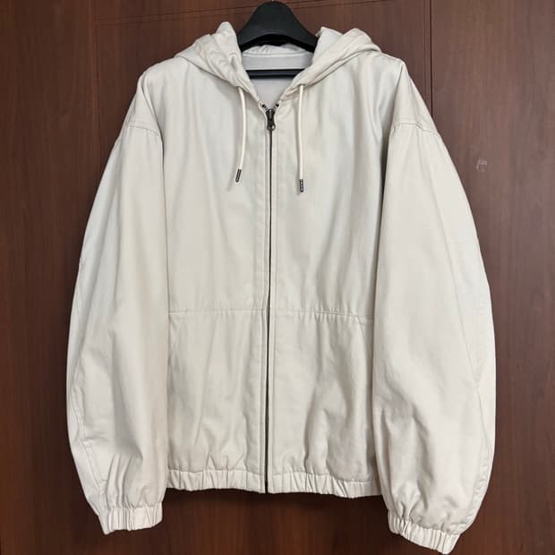 유니클로 u 22FW 블루종 아이보리 M