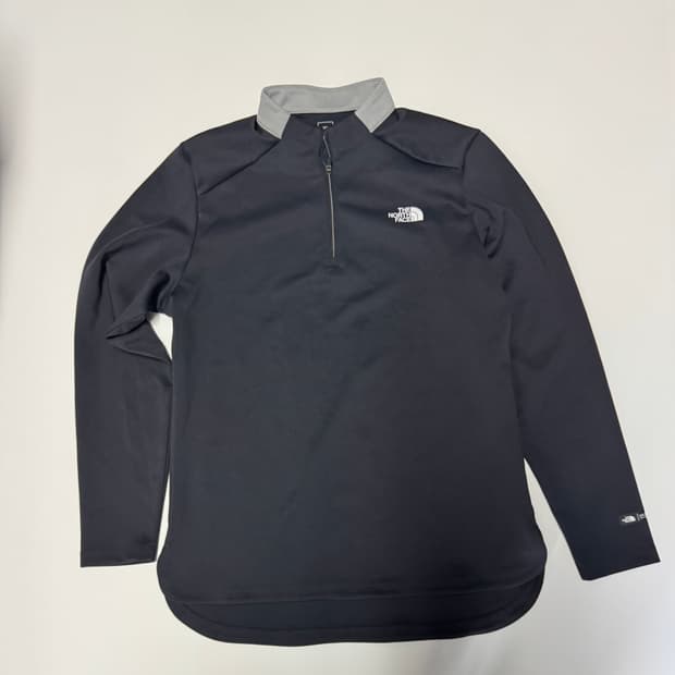 여성 노스페이스 헬스 테크 기능성 반집업 티셔츠 L