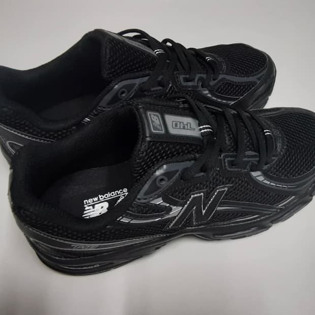 뉴발란스 740v2 블랙