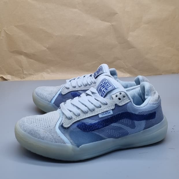 반스 에브던트 얼티밋 와플 스니커즈 230