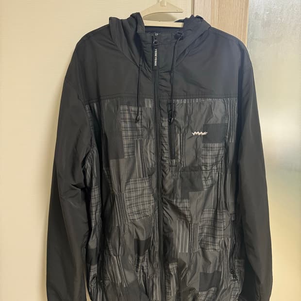 예스아이씨x인세인개러지 L