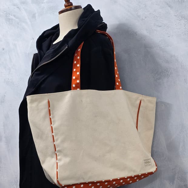 요시다포터 X 어스 뮤직 X 시키카 도쿄 토트백