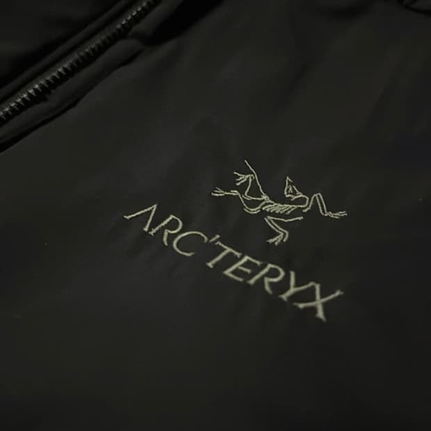 아크테릭스 아톰 후디 xs