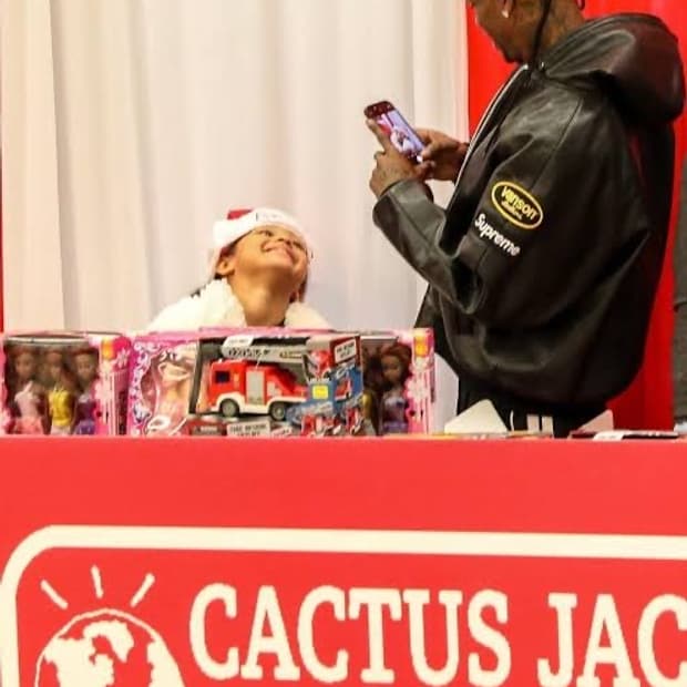 슈프림 x 밴슨 가죽 후드 자켓