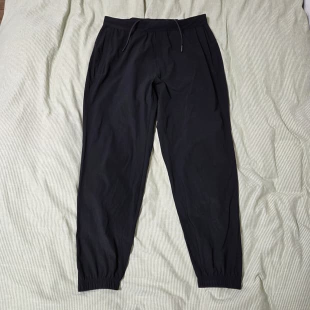 룰루레몬 남성 스위프트 서지 조거 M 블랙 / 트레이닝복 운동 바지 러닝