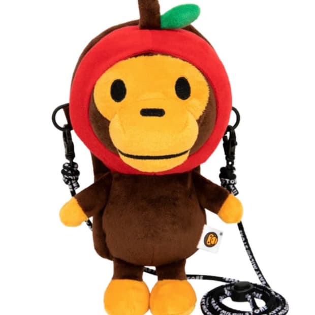 베이프 베이비 마일로 플러시 모바일 백 레드