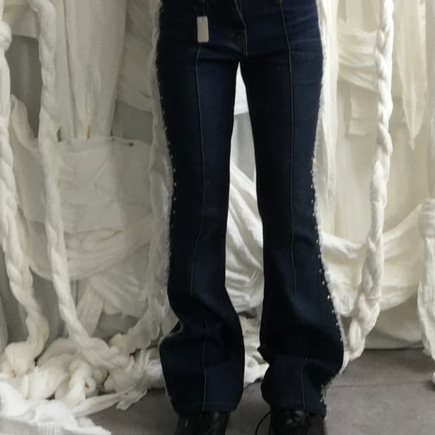 Stud point denim pants
