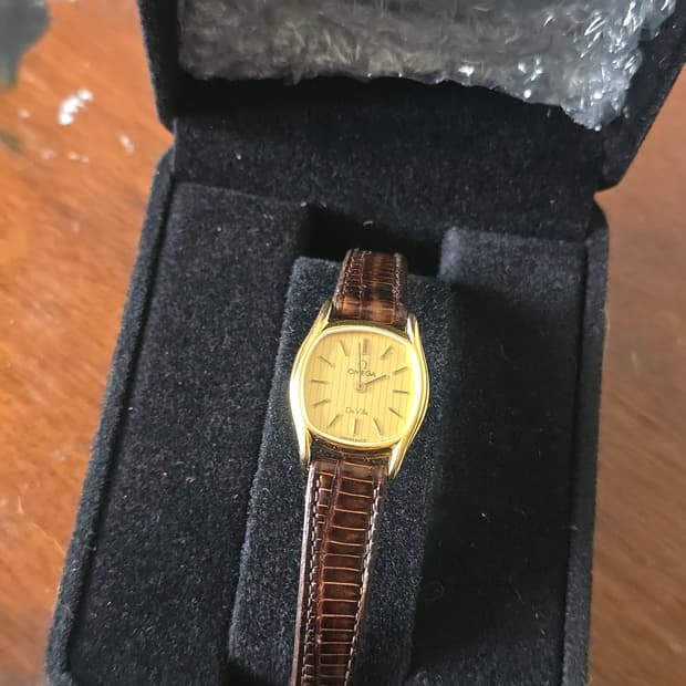 빈티지 오메가 드빌 여성용 시계