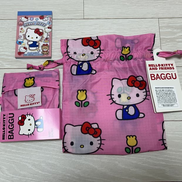 바쿠 헬로키티 플라워 장바구니 파우치 세트