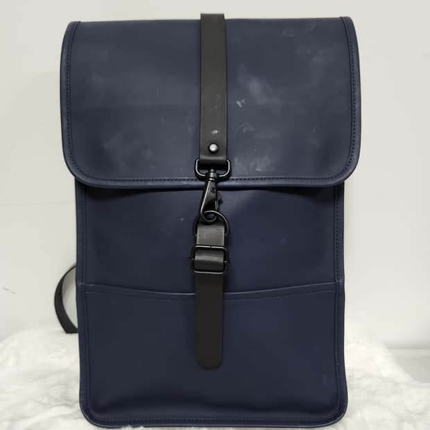 레인스 롤탑 백팩 네이비