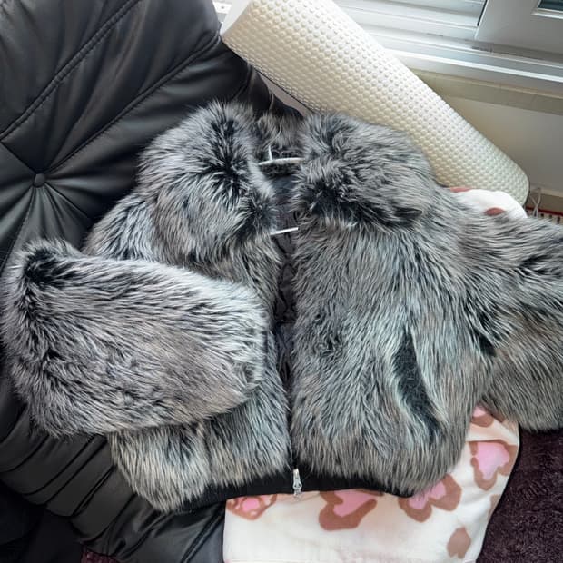 셋업이엑스이 퍼자켓 판매해요