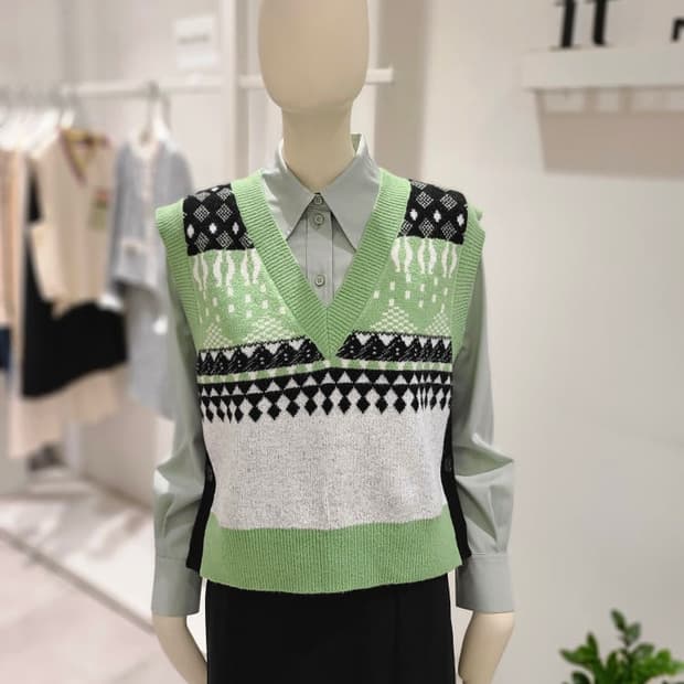 잇미샤 니트 조끼