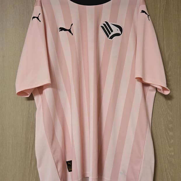 팔레르모 24-25 홈 유니폼