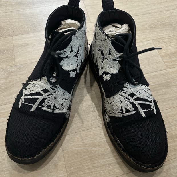 앤드뮐미스터 자수 디테일 부츠