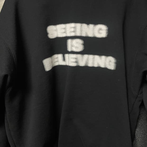 그램아운스파운드 맨투맨