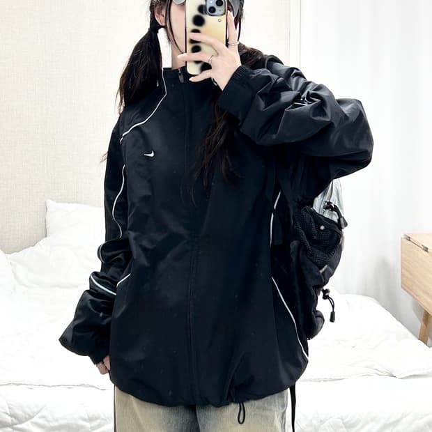 나이키 하늘 스우시 블랙 투웨이 바람막이