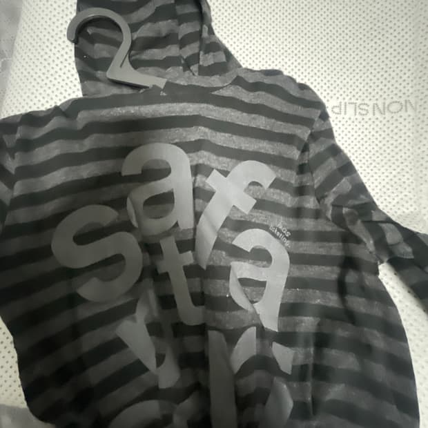 사파리스팟 1/2 TICKETING STRIPE BORDER HOODIE