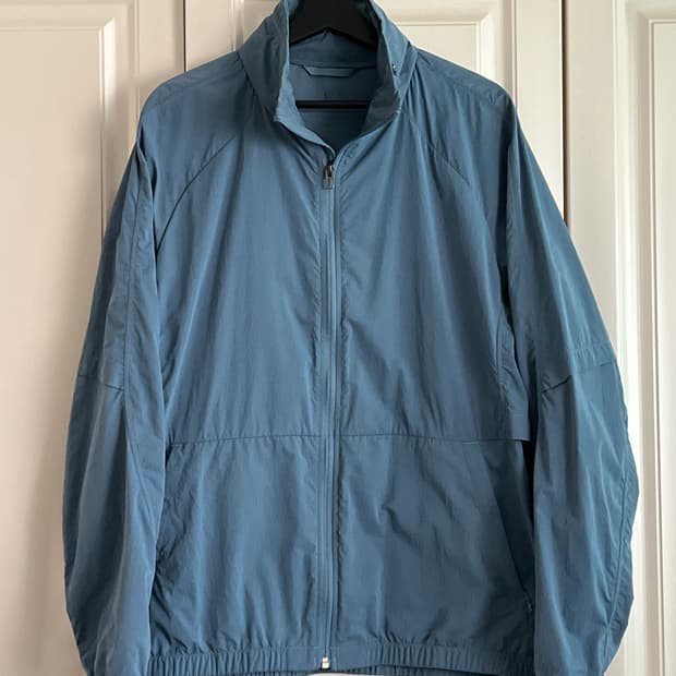 룰루레몬 바람막이 L