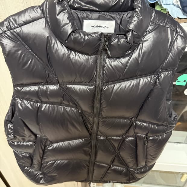노매뉴얼 패딩조끼