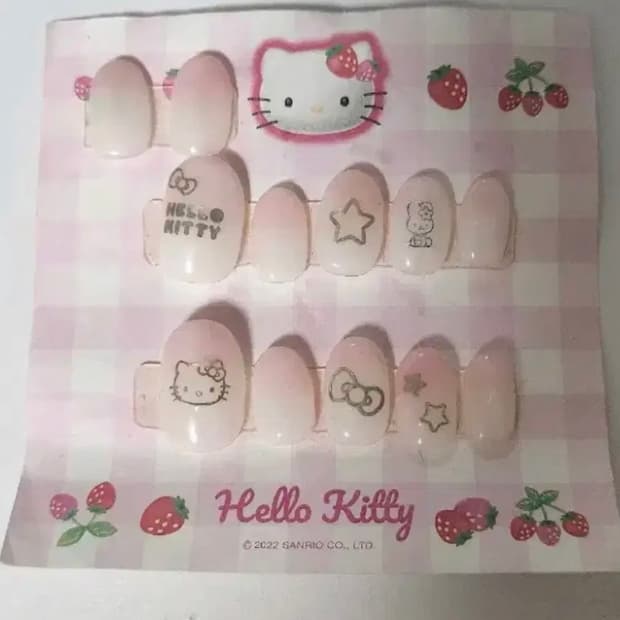 헬로키티 네일팁 숏오발 스티커 데코