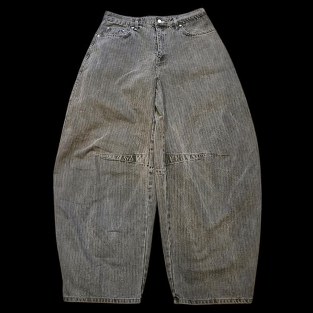 30인치 피그먼트워싱 헤링본패턴 벌룬핏 데님팬츠