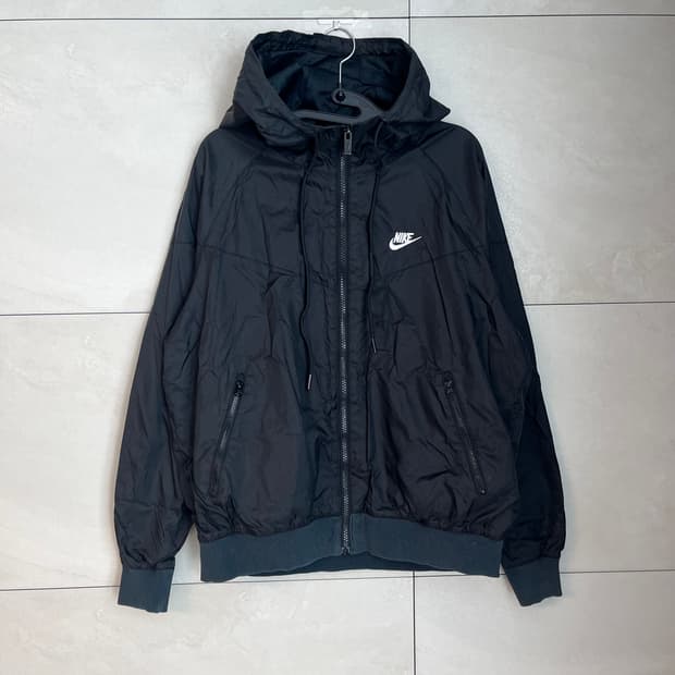 나이키 윈드러너 바람막이 블랙 (S)