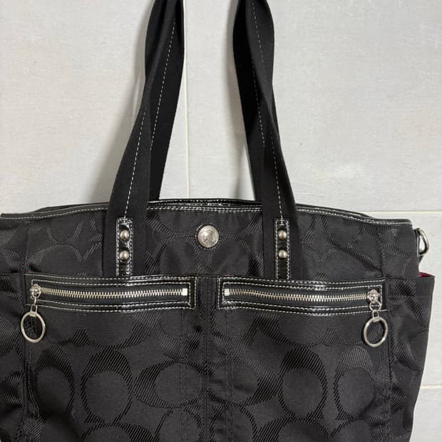 코치정품가방거의새거