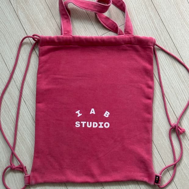 아이앱 스튜디오 피그먼트 코랄 가방 짐색