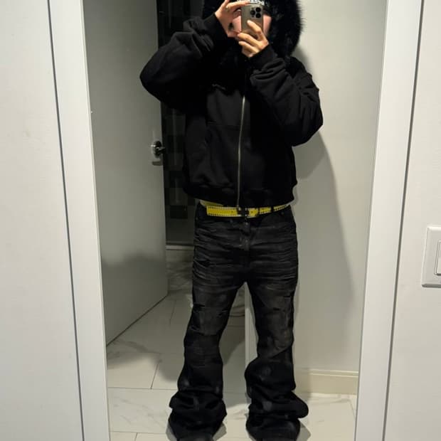 언더마이카 Mud Destroyed Wide Flare Jeans