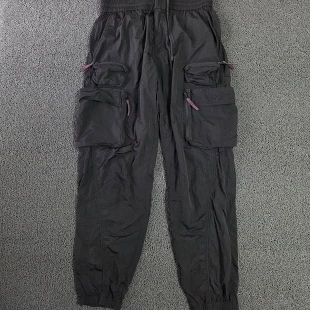 Kith 나일론 카고팬츠