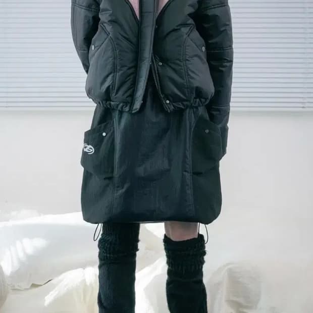 허그유어스킨 벌룬패딩미디스커트 블랙