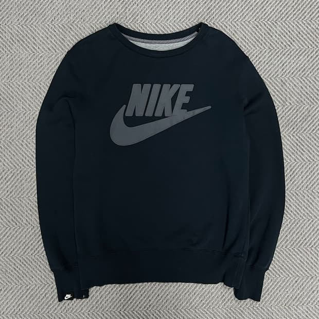 나이키 빅로고 맨투맨 v0811