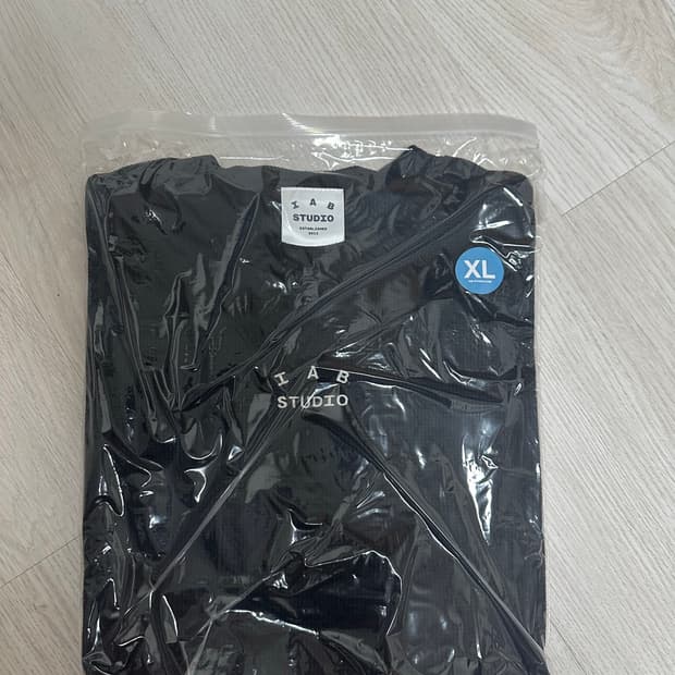 IAB Studio 와플 롱슬리브 XL 새상품