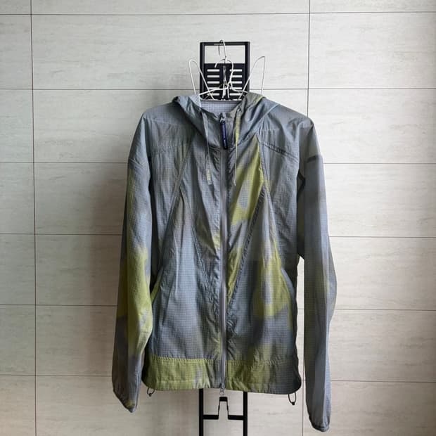 노티카 바람막이 L 새상품 