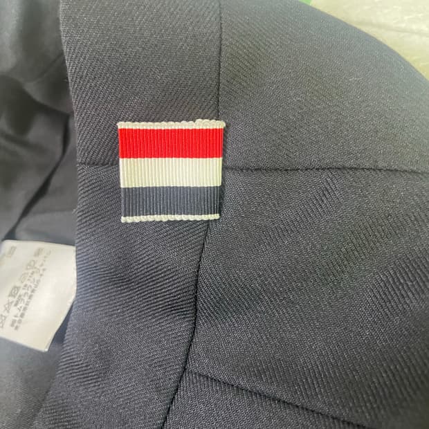 톰브라운 슬랙스 40사이즈 팝니다