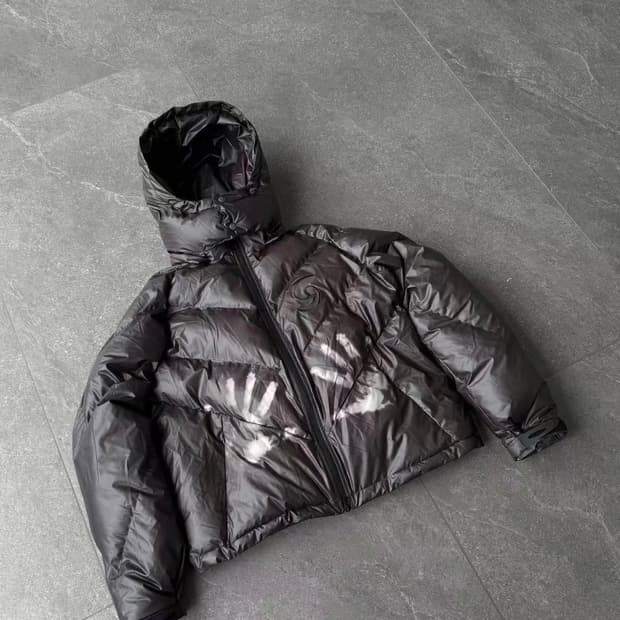 vrrockclo 열감지 패딩 판매합니다