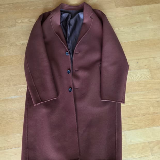 솔리드옴므 핸드메이드코트 버건디