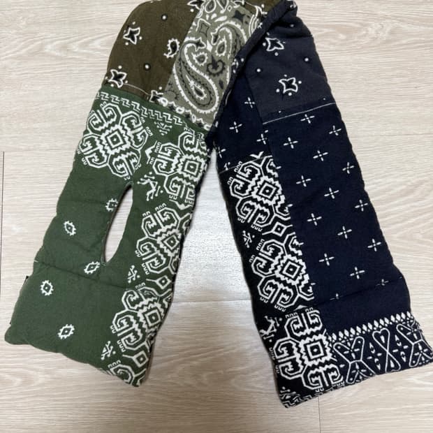 (OS)캐피탈 반다나 리버시블 머플러 팝니다