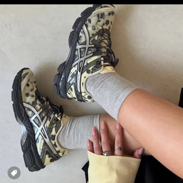 아식스 세실리에 세실리아 반센 235